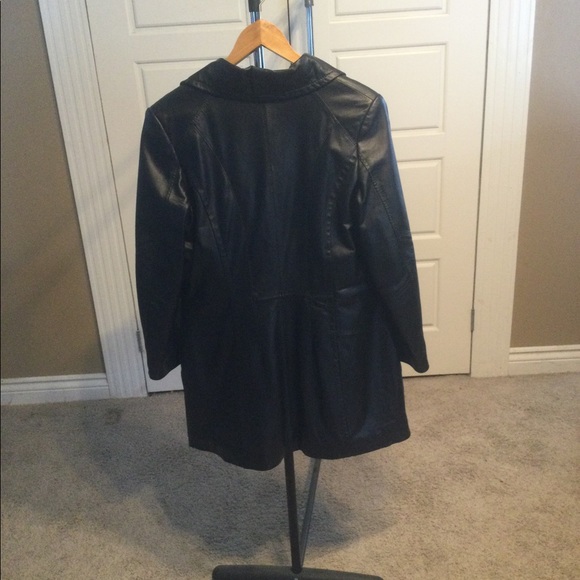 Danier Lined Leather Jacket - Picture 2 of 12